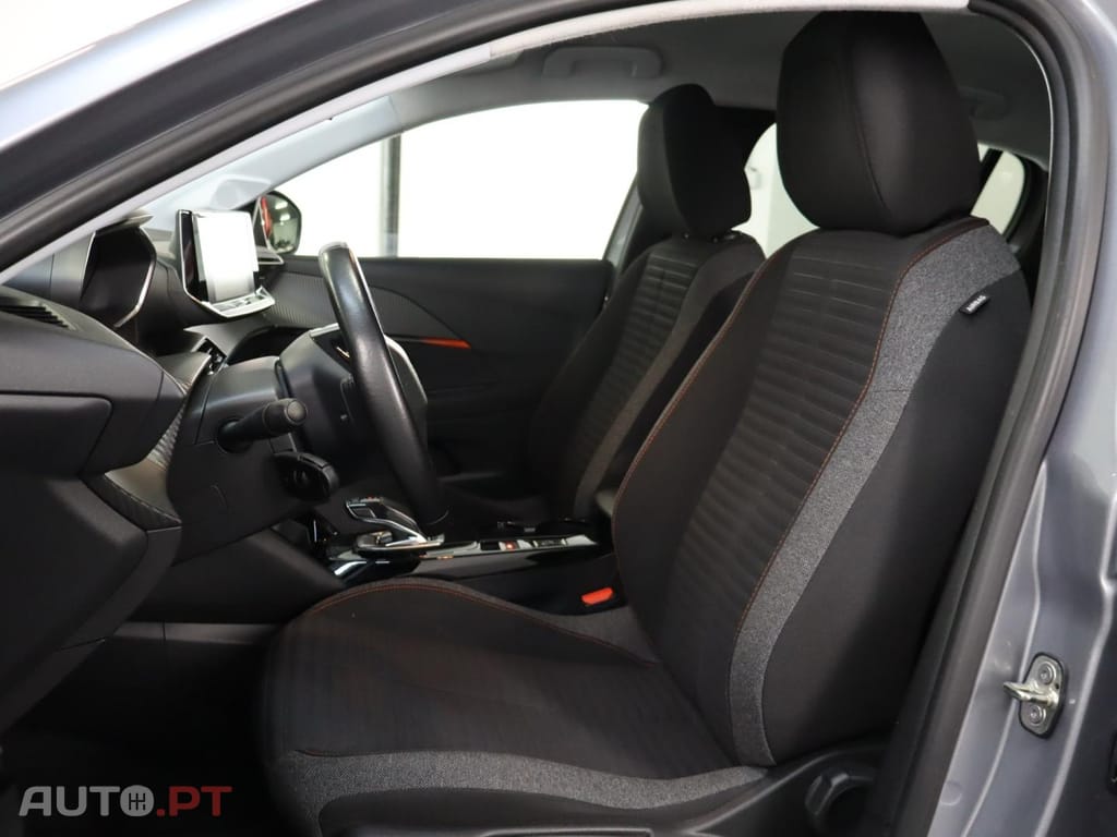 Peugeot 208 Active Versão Eléctrica