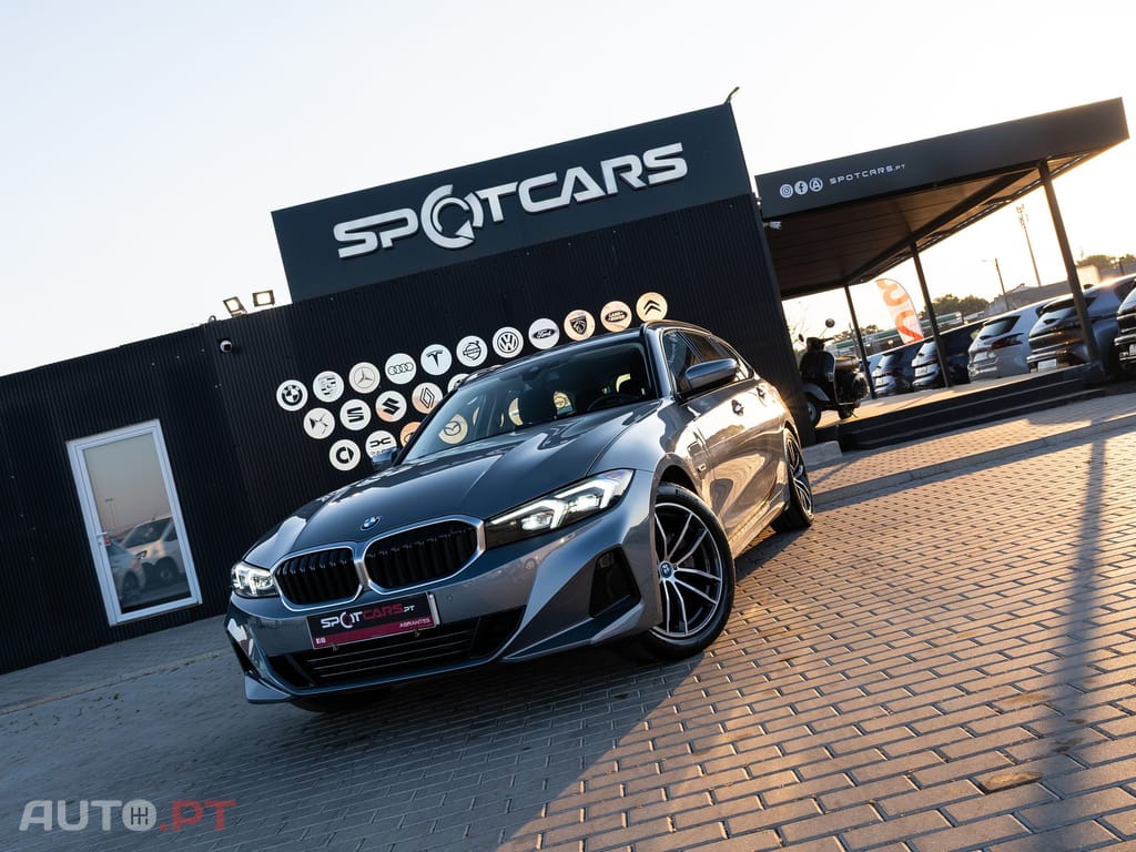 BMW 330 e Auto