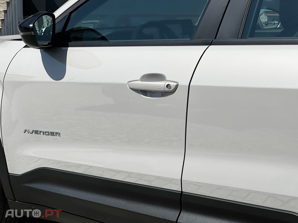 Jeep Avenger 1.2 GSE T3 Altitude