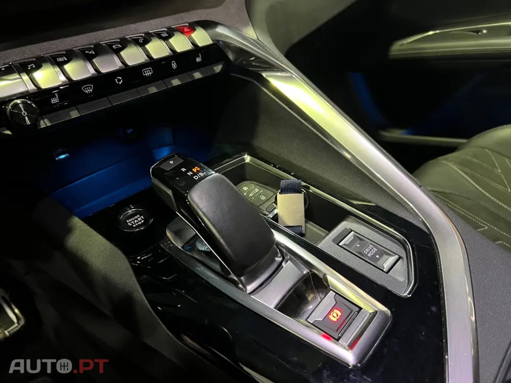 Peugeot 3008 1.6 Hybrid GT Pack e-EAT8