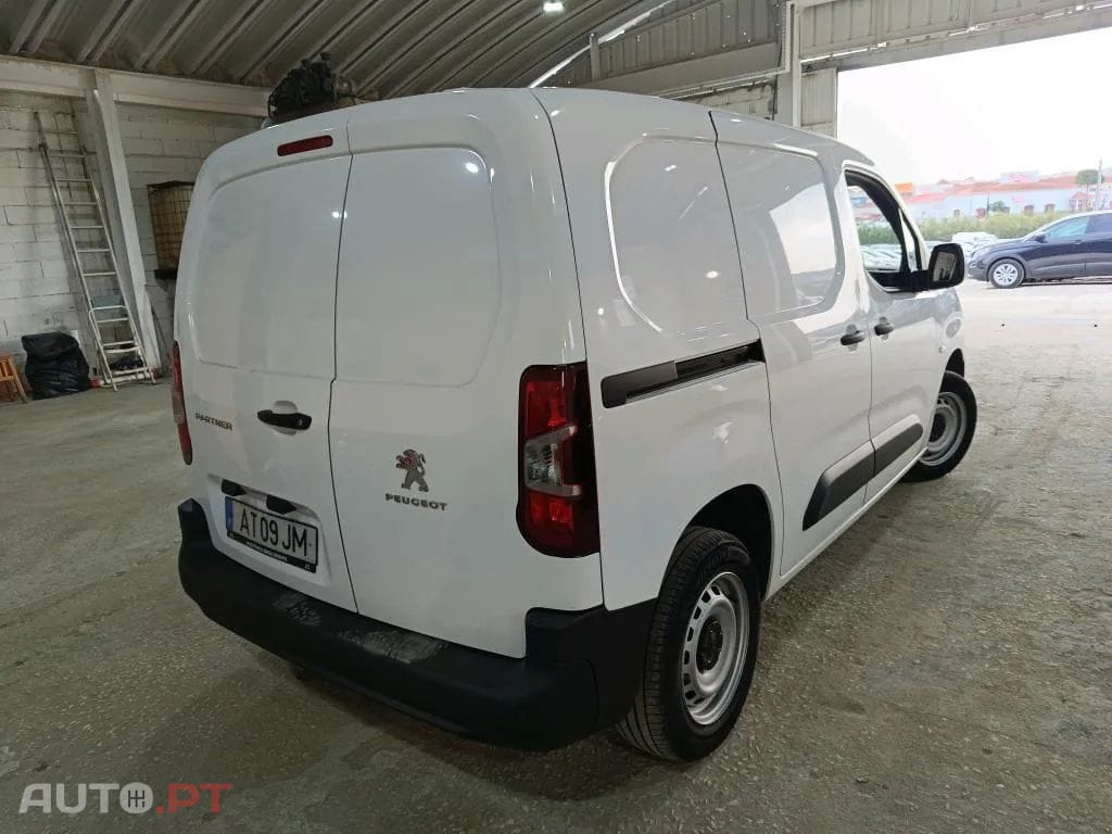 Peugeot Partner 1.5 BlueHDi Premium Standard