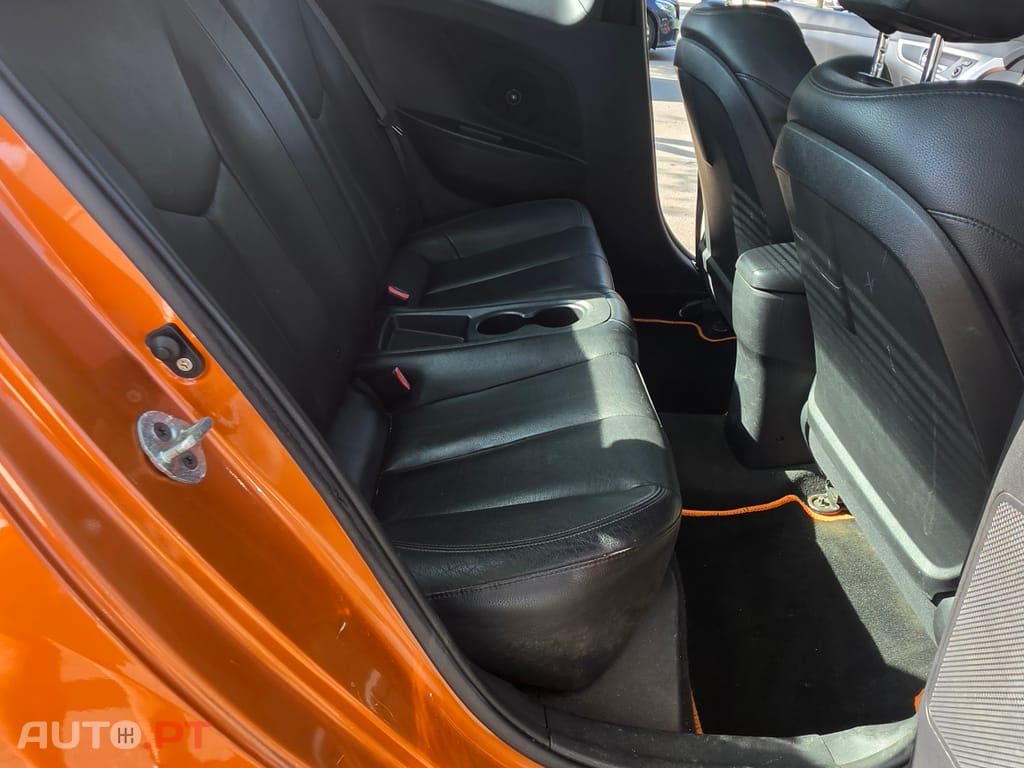 Hyundai Veloster 1.6 GDi Blue Comfort