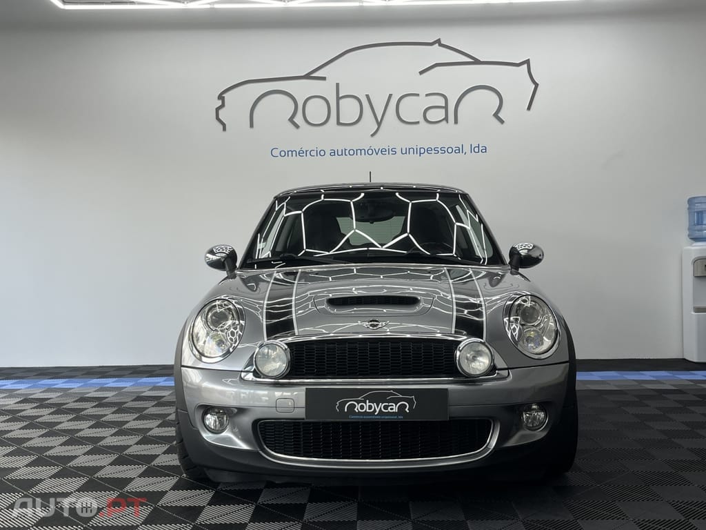 MINI Cooper Cooper S