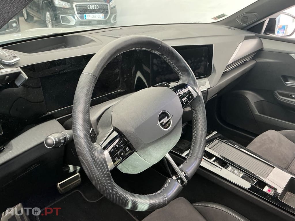 Opel Astra 1.2 Turbo Auto Ultimate