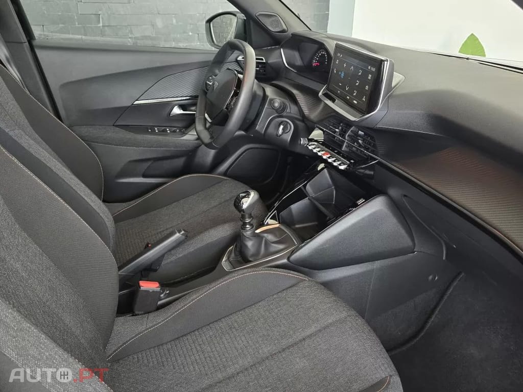 Peugeot 2008 1.2 PureTech Style