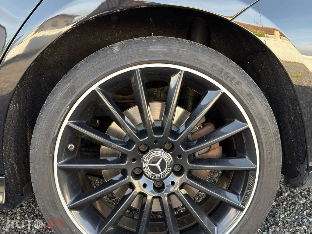 Mercedes-Benz CLA 250 e AMG Line