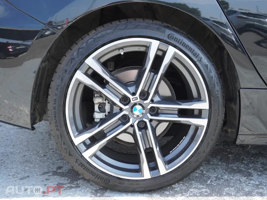 BMW 116 d Pack Desportivo M