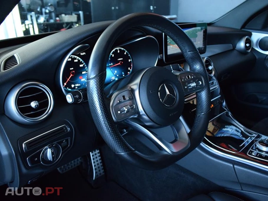 Mercedes-Benz C 220 d AMG Line