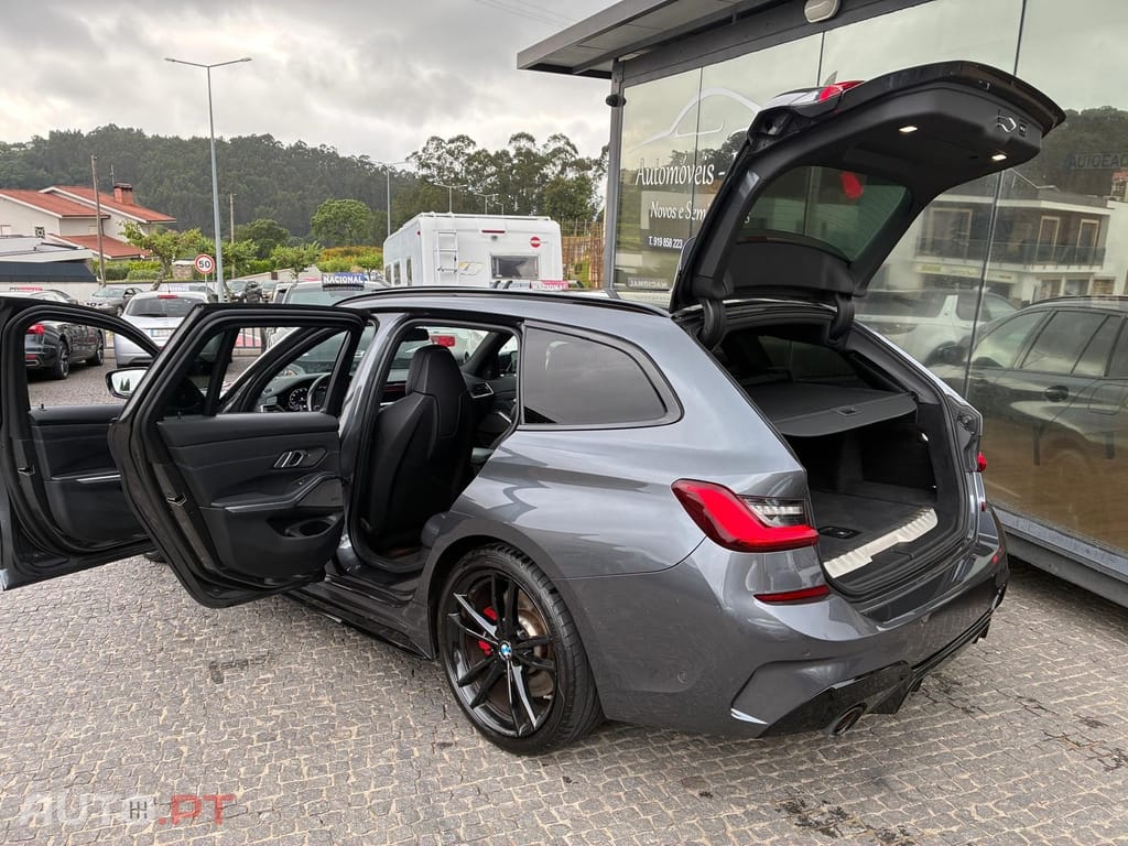 BMW 330 Pack M Auto Plug-In