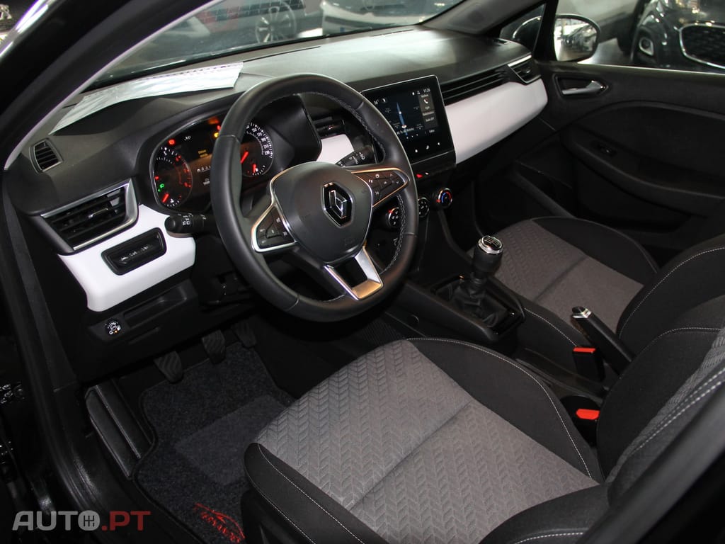 Renault Clio 1.0 TCe Techno Bi-Fuel