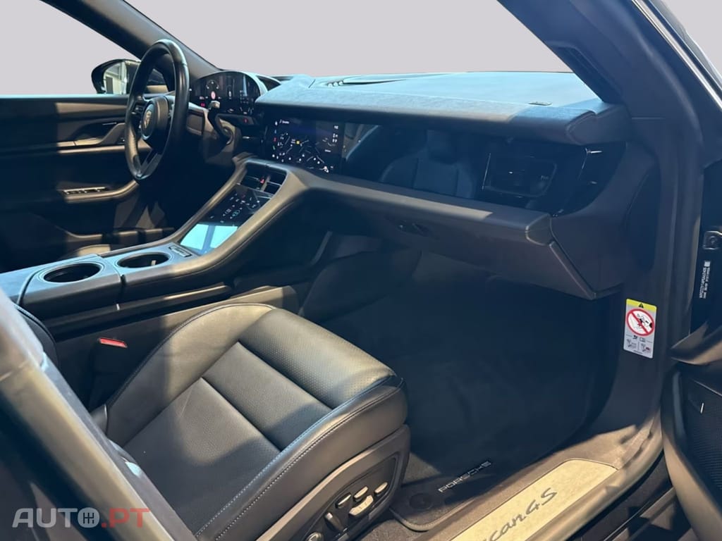 Porsche Taycan 4S I.V.A DEDUTIVEL 