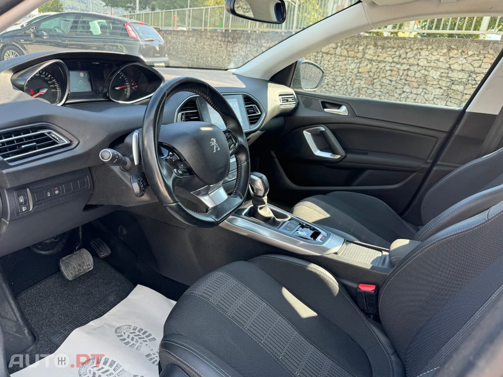 Peugeot 308 SW 1.5 BlueHDi Allure EAT8