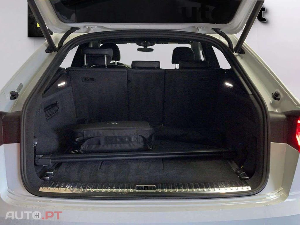 Audi Q8 55 TFSIe qu. S line