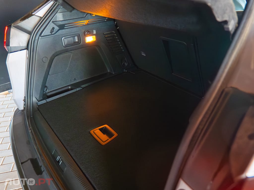 Peugeot 3008 1.2 PureTech Allure Pack EAT8