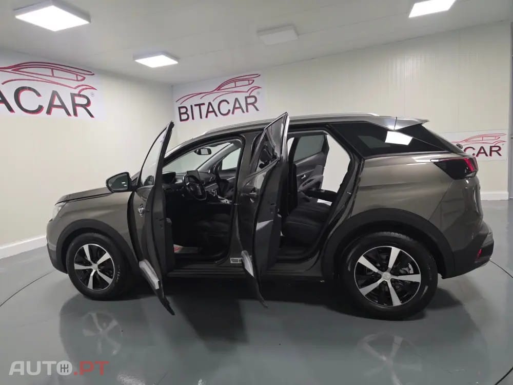 Peugeot 3008 1.5 BLUEHDI ACTIVE