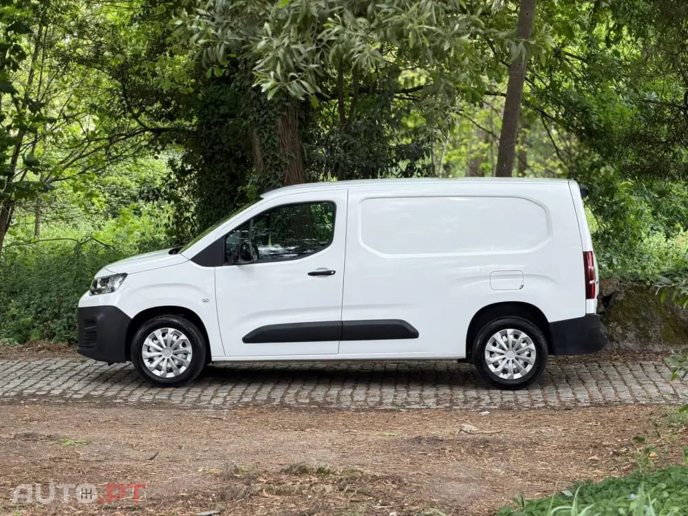 Citroen Berlingo 1.5 BlueHDi XL S&S EHZ EAT8 Control Variospace