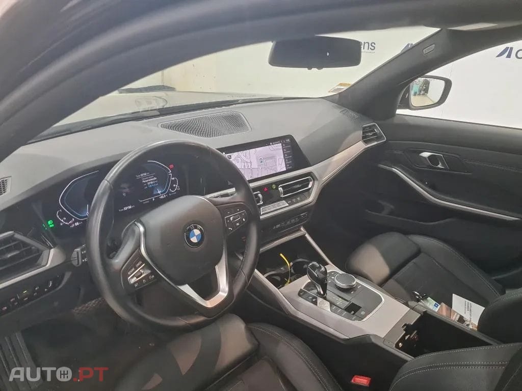 BMW 320 e Touring Corporate Edition Auto
