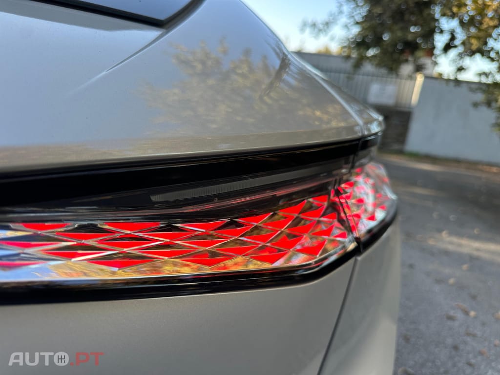 DS DS4 E-Tense Performance Line EAT8