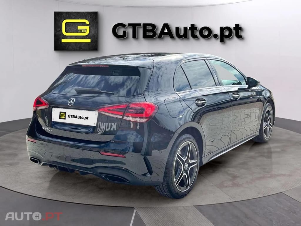 Mercedes-Benz A 250 AMG-LINE LED