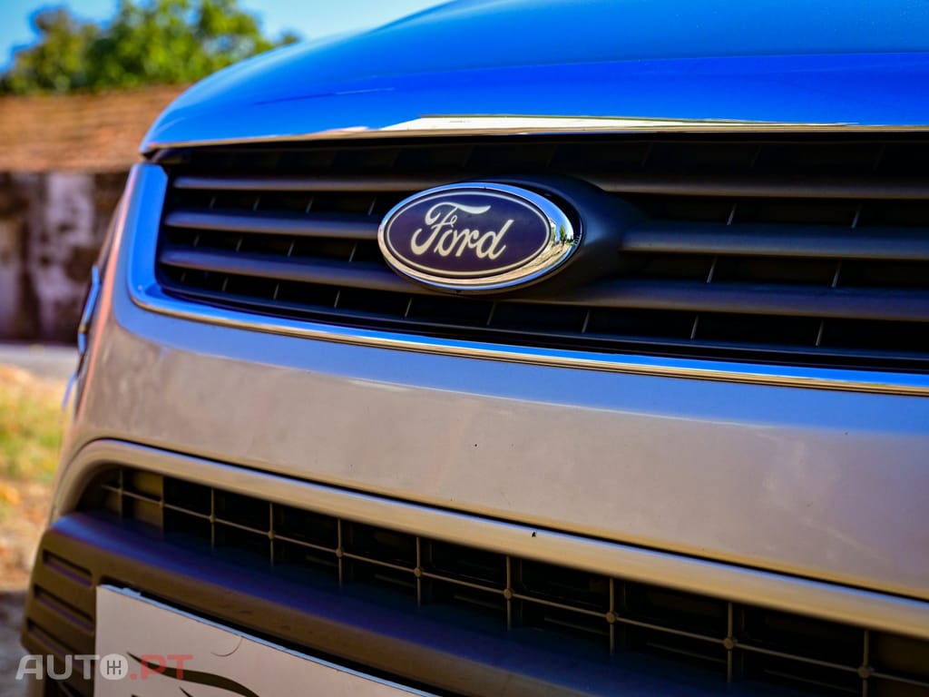 Ford Kuga 2.0 TDCi Titanium