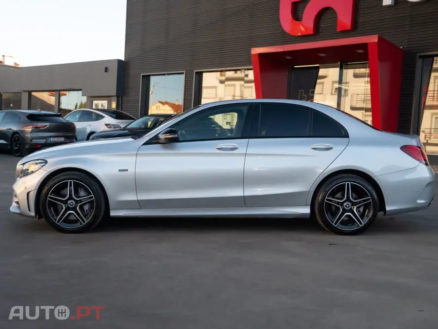 Mercedes-Benz C 300 de AMG Line