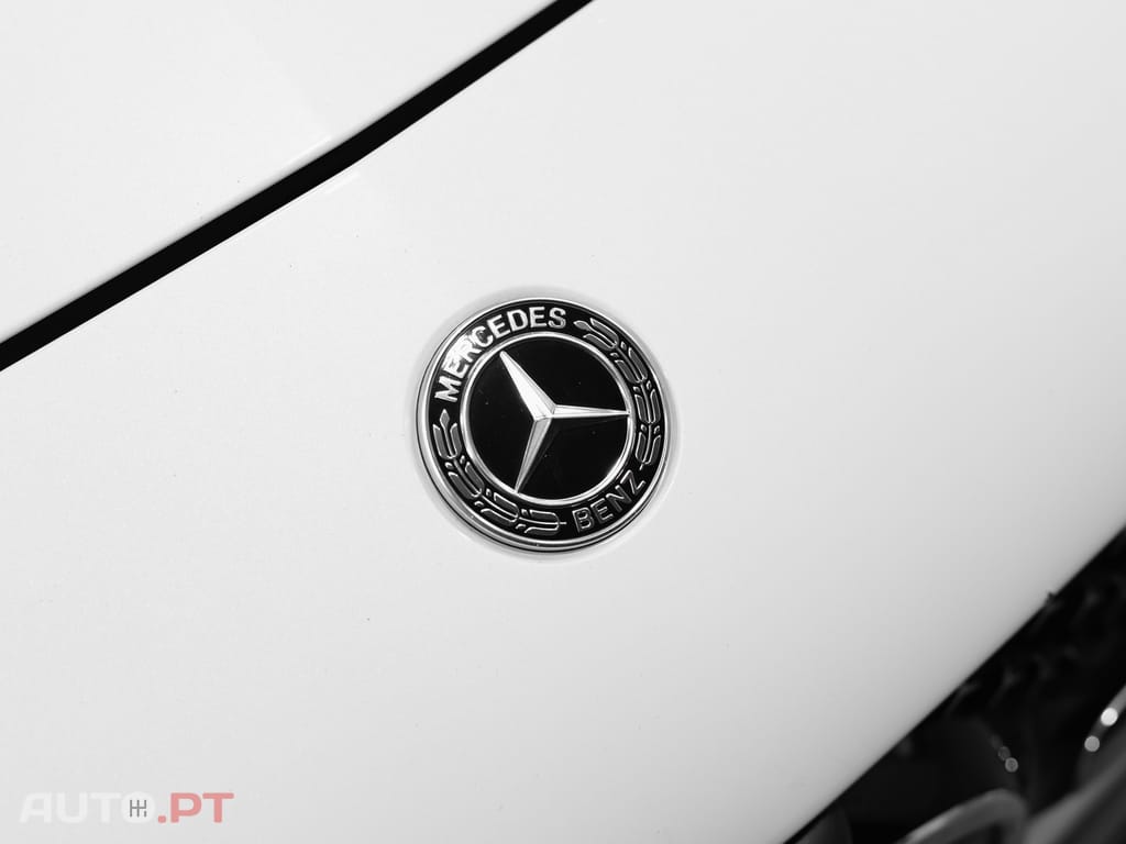 Mercedes-Benz C 300 e 9G-TRONIC AMG Line