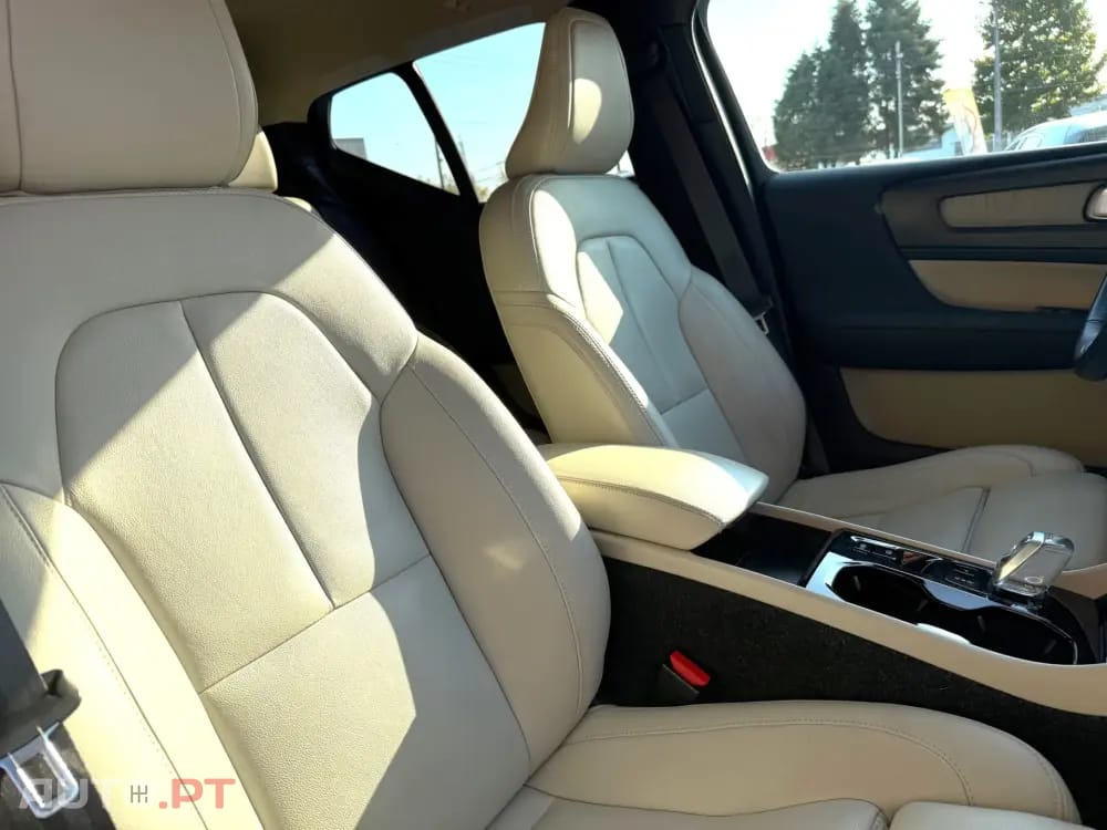 Volvo XC40 1.5 T5 PHEV Inscription Expression