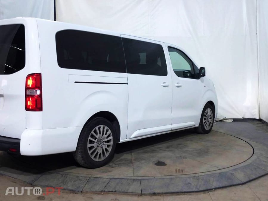 Peugeot Traveller 2.0 BlueHDi Business Long VIP EAT8