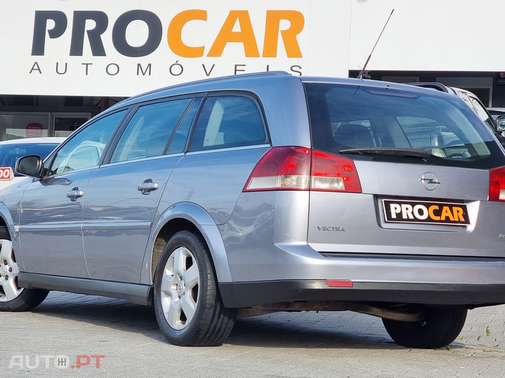 Opel Vectra Caravan 1.9 CDTi Comfort