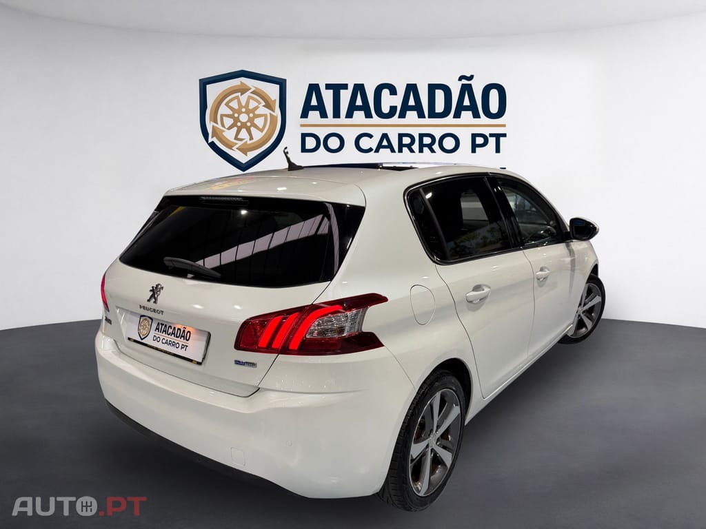 Peugeot 308 1.2  Feline