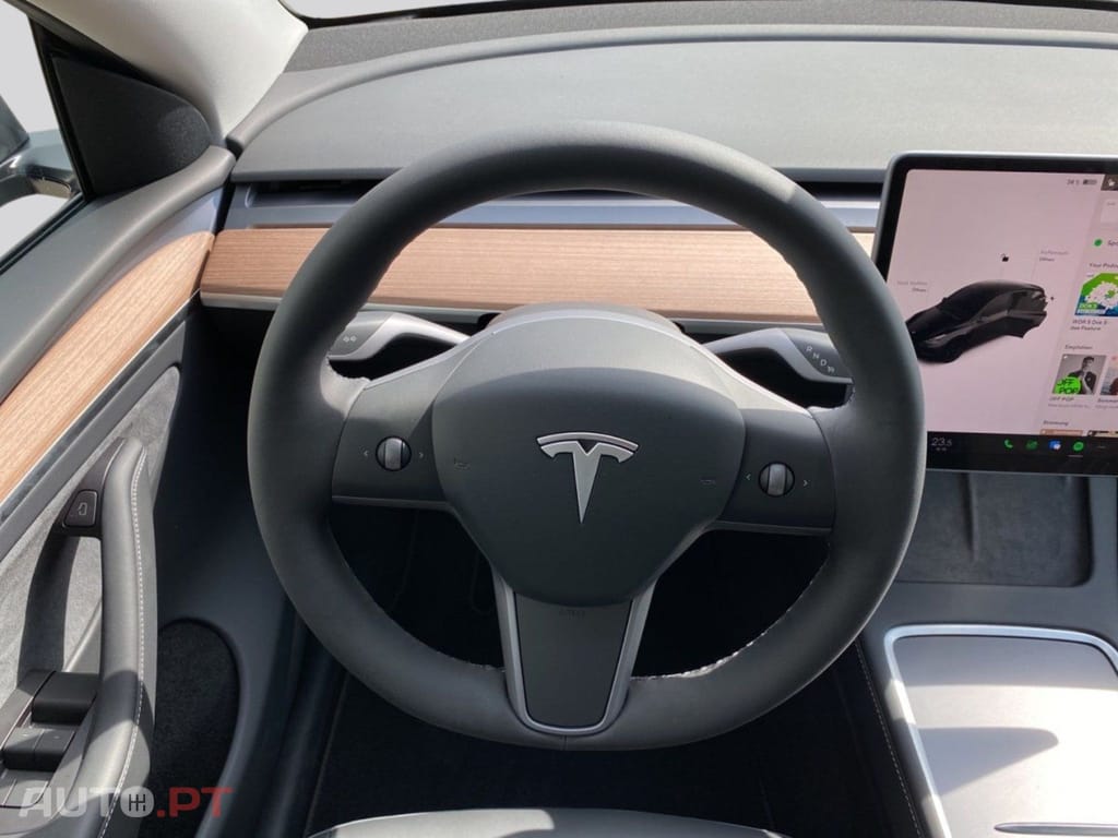 Tesla Model Y I.V.A DEDUTIVEL Performance 
