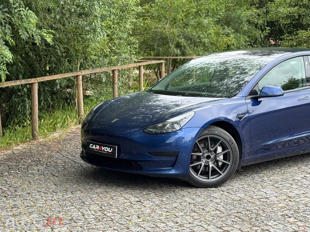 Tesla Model 3 Standard Range Plus RWD