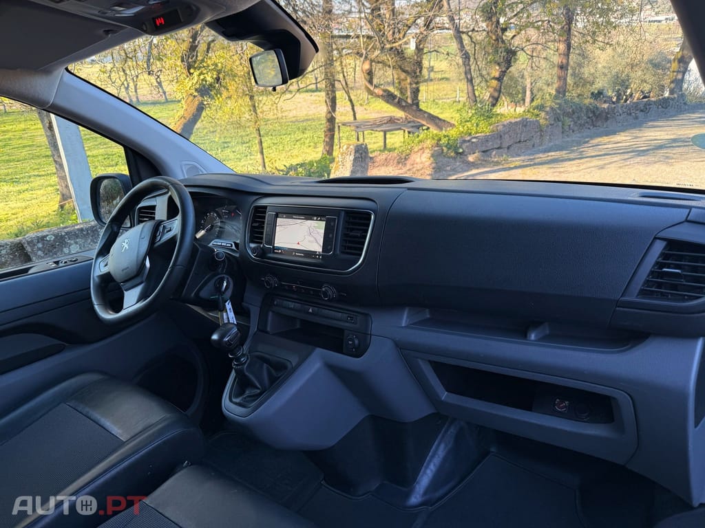 Peugeot Expert 2.0 BlueHDi Premium Long