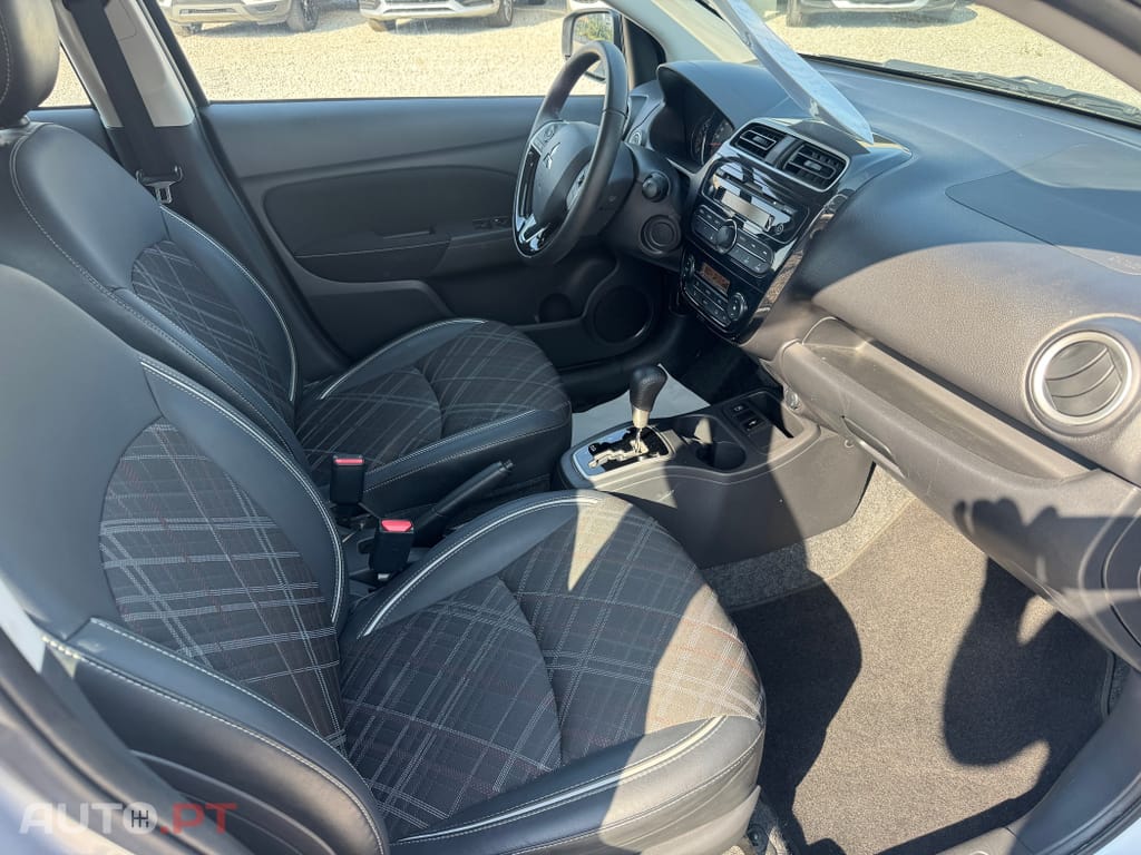 Mitsubishi Space Star 1.2 Intense CVT