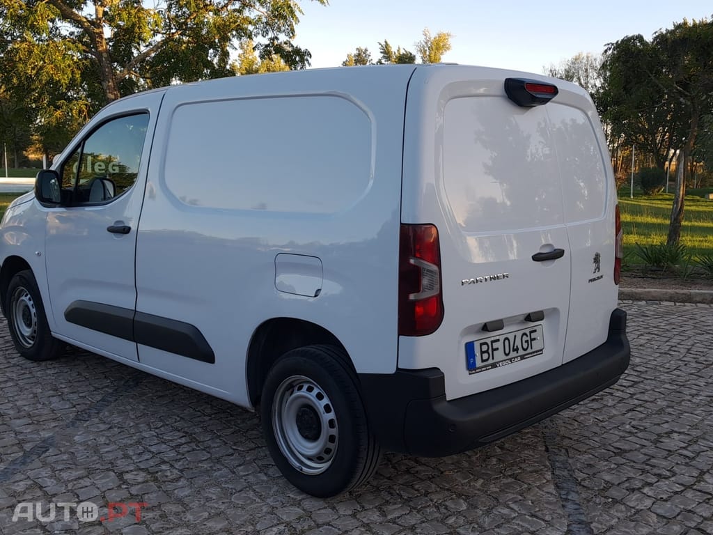 Peugeot Partner 1.5 BlueHDi Premium Standard