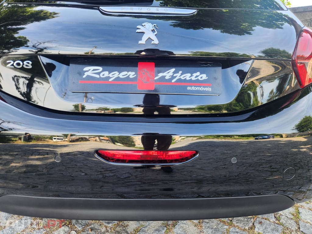 Peugeot 208 1.5 BlueHDi Signature