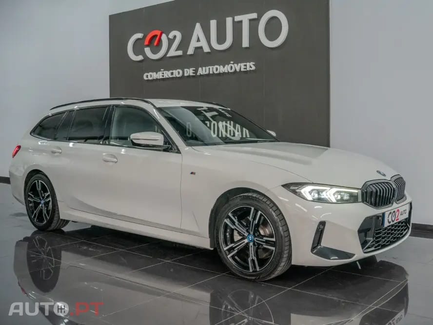 BMW 320 e Pack Desportivo M Auto