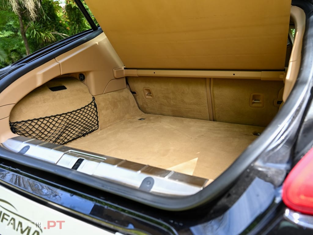Porsche Panamera S Hybrid J19