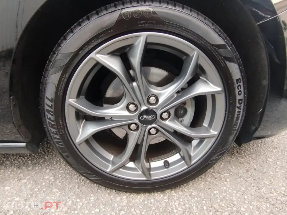 Ford Focus 1.0 EcoBoost MHEV ST-Line