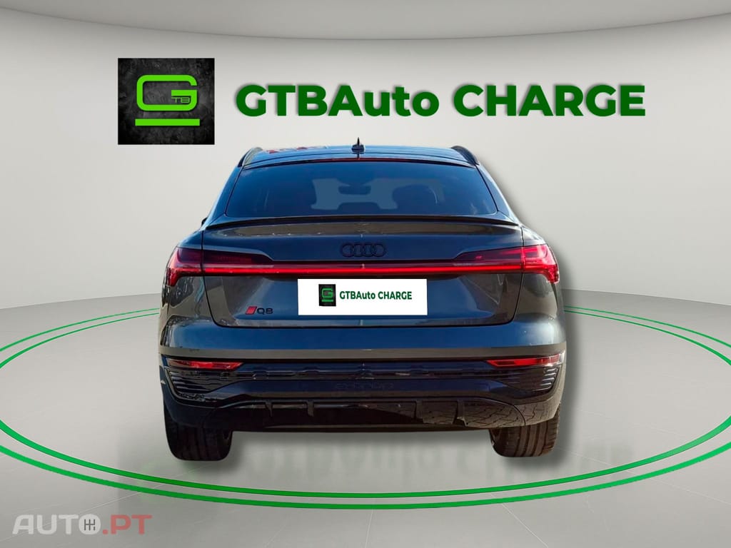Audi Q8 E-Tron I.V.A DEDUTIVEL 55 S line