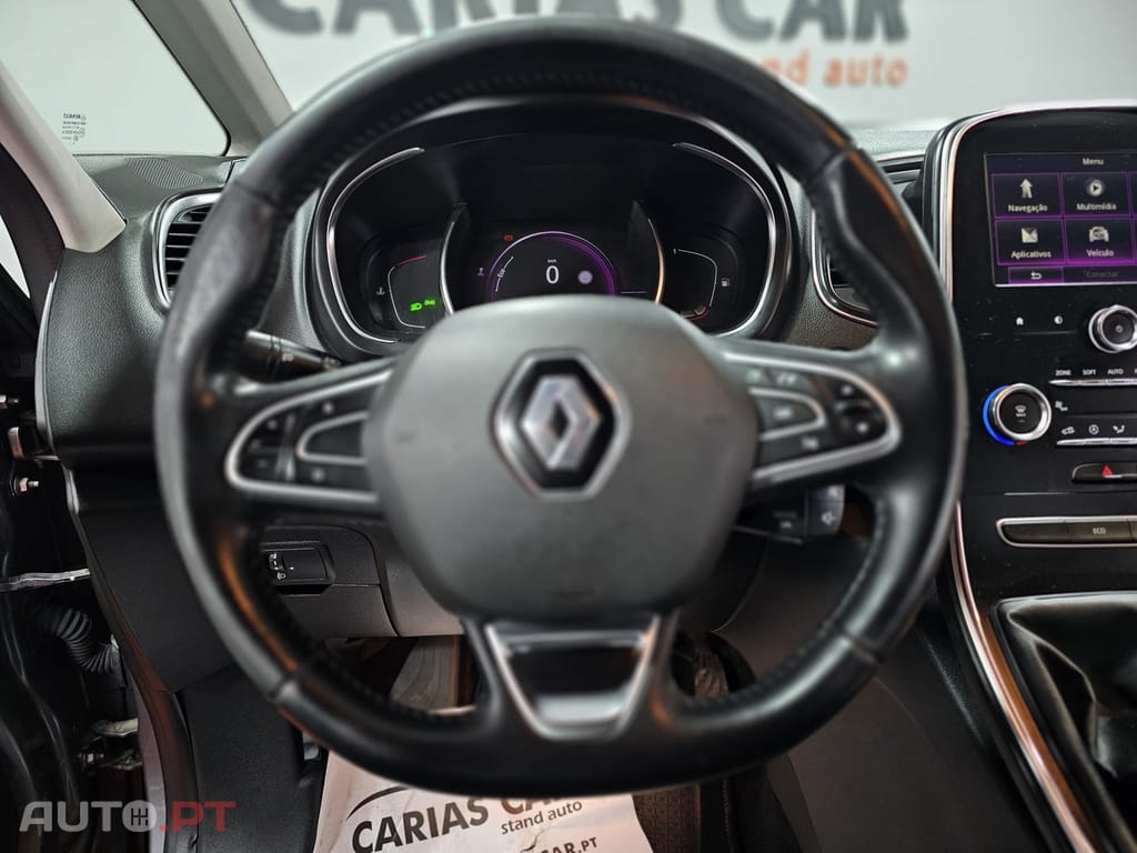 Renault Grand Scénic Outro