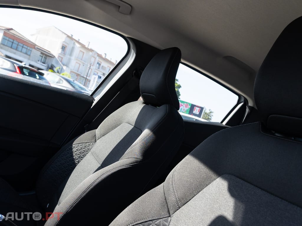 Renault Clio 1.0 TCe Equilibre