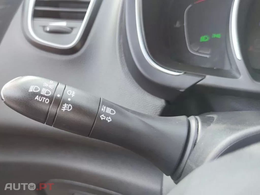 Renault Scénic 1.5 dCi Bose Edition EDC SS