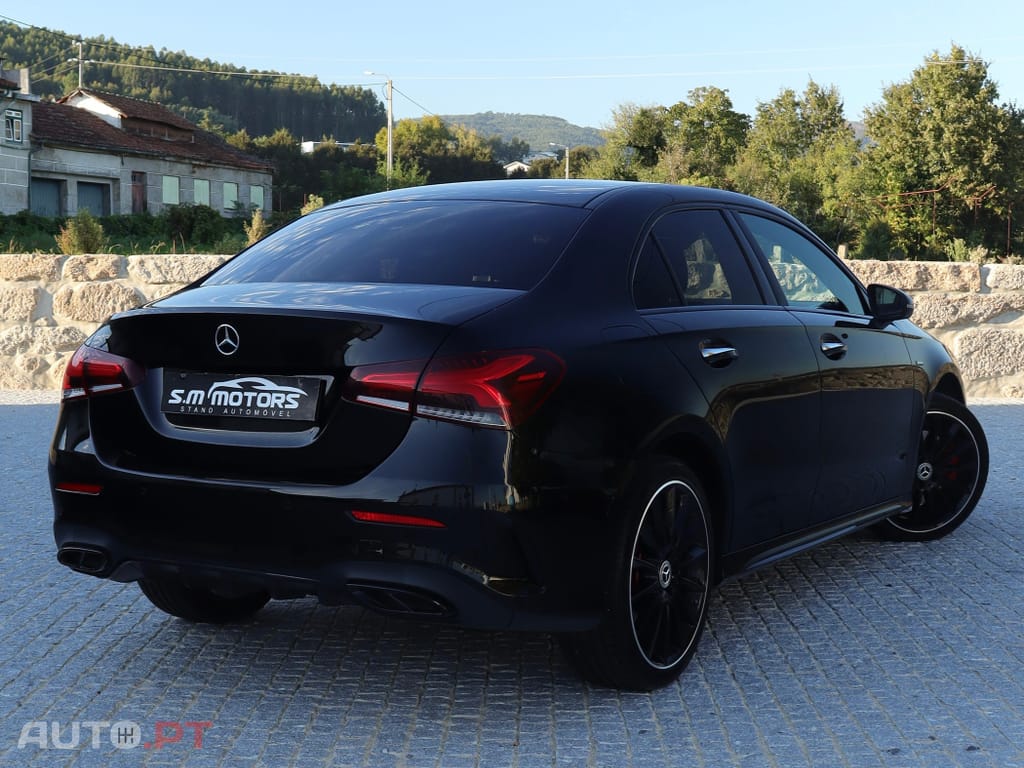 Mercedes-Benz A 250 e 8G-DCT AMG Line