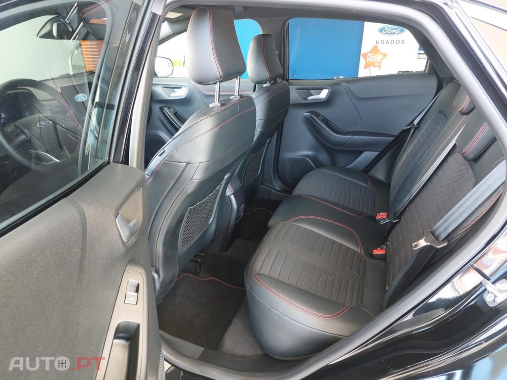 Ford Puma 1.0 EcoBoost MHEV ST-Line X