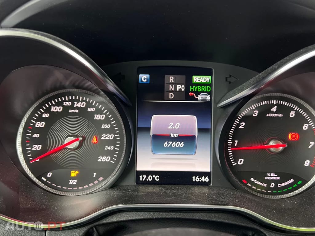 Mercedes-Benz 350 T 7G-TRONIC 