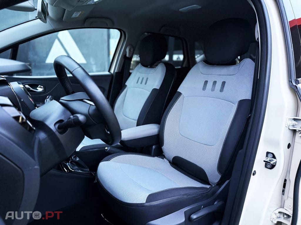 Renault Captur TCE 120 INTENS EDC