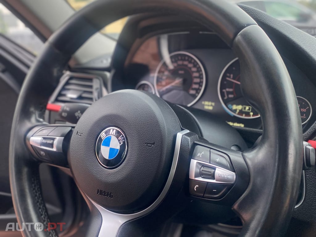 BMW 320 d Touring Sport-Aut. Blue Performance Modern Line