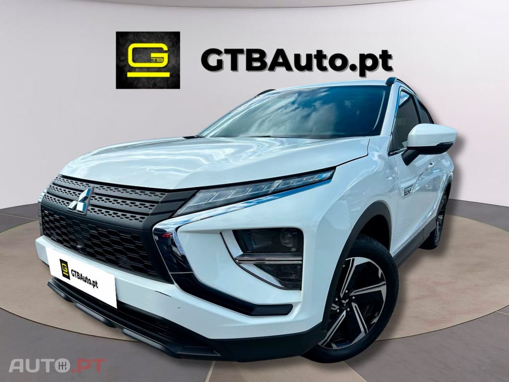 Mitsubishi Eclipse Cross I.V.A DEDUTÍVEL 2.4 MIVEC BASIS ALLRAD