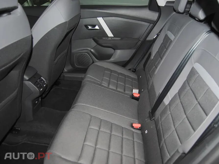Citroen C4 1.2 Hybrid Max e-DSC6